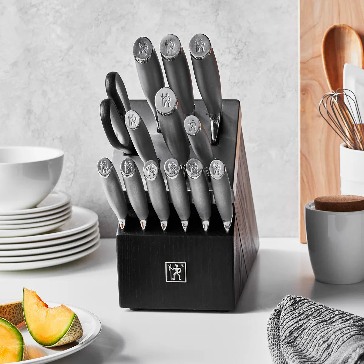 HENCKEL Modernist 14-Piece Self-Sharpening Knife Set with Block, Chef Knife, Stainless Steel
