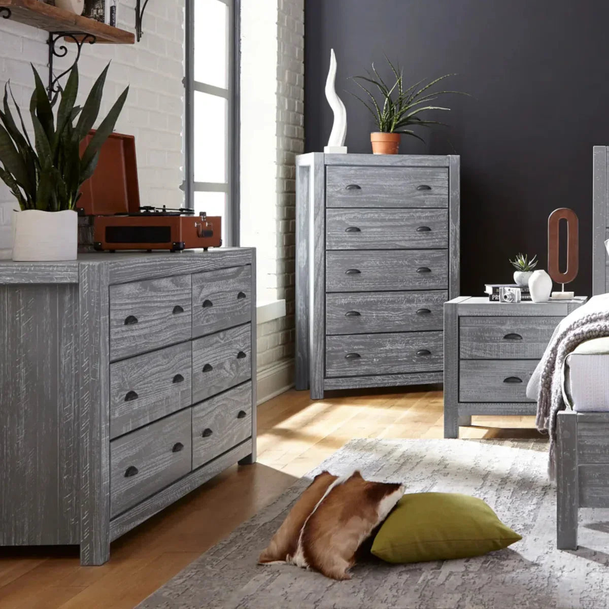 Montauk Solid Wood 59.5'' W 6 - Drawer Dresser